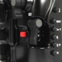 NA-D500 Housing locking latches