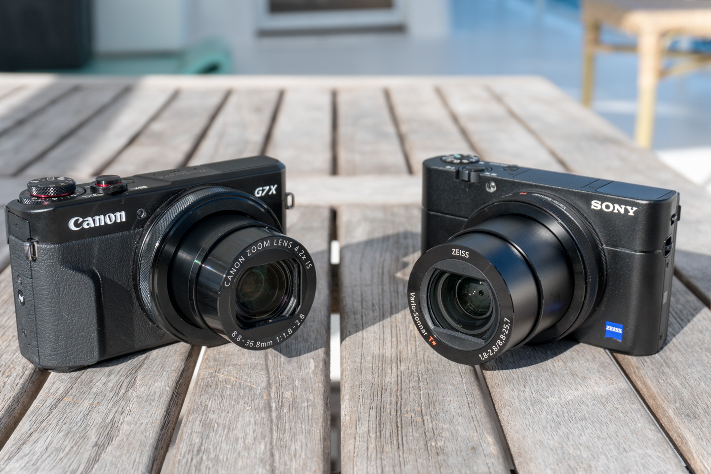 Sony RX100 V vs Canon G7X Mark II - Battle of the High End